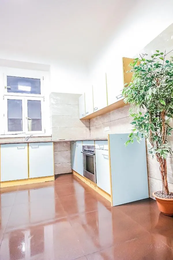 Superior Double Room Lv B Vienna 0*,  Austria